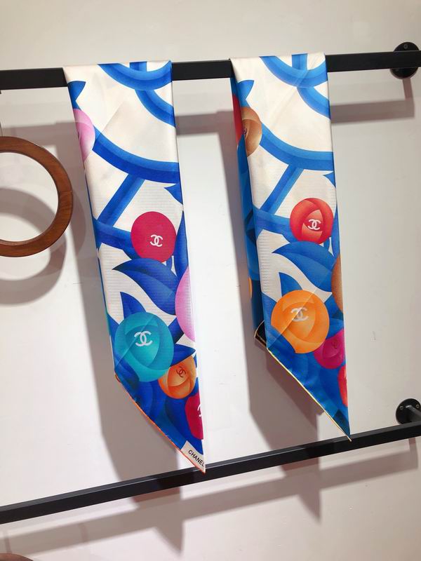 Chanel silk scarf 90X90cm E16